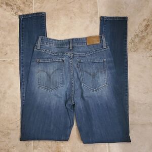 Levi's high rise medium wash skinny jeans